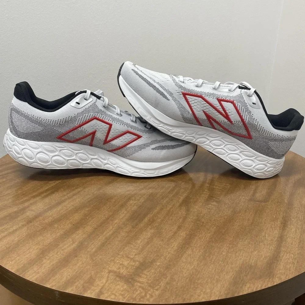 NEW BALANCE Fresh Foam 680v8 Running Shoes Sneakers White/Black Men's Size 11 US